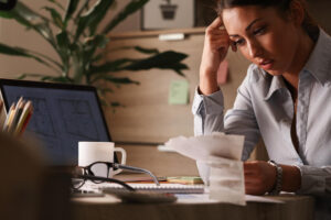 Comprendiendo la Psicología del Consumo: Explora las Motivaciones Detrás de Nuestras Compras y Aprende a Controlar Tus Finanzas