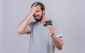 Cuándo es el momento adecuado para cancelar una tarjeta de crédito sin dañar tu historial financiero